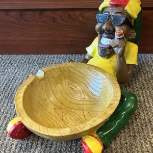 Rasta Ashtray Figurine *XL* – Jamaican Man (Style 2)