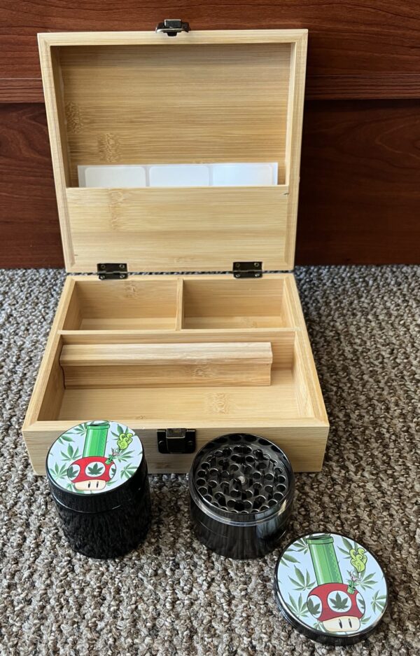 Toad Pipe Storage Box Open