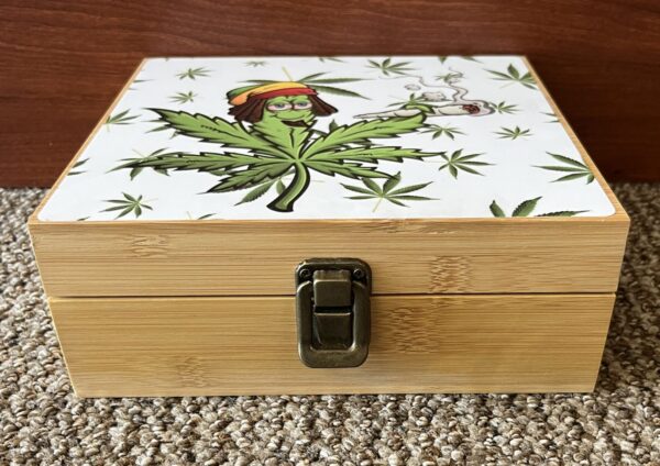 Rasta Leaf Storage Box Front